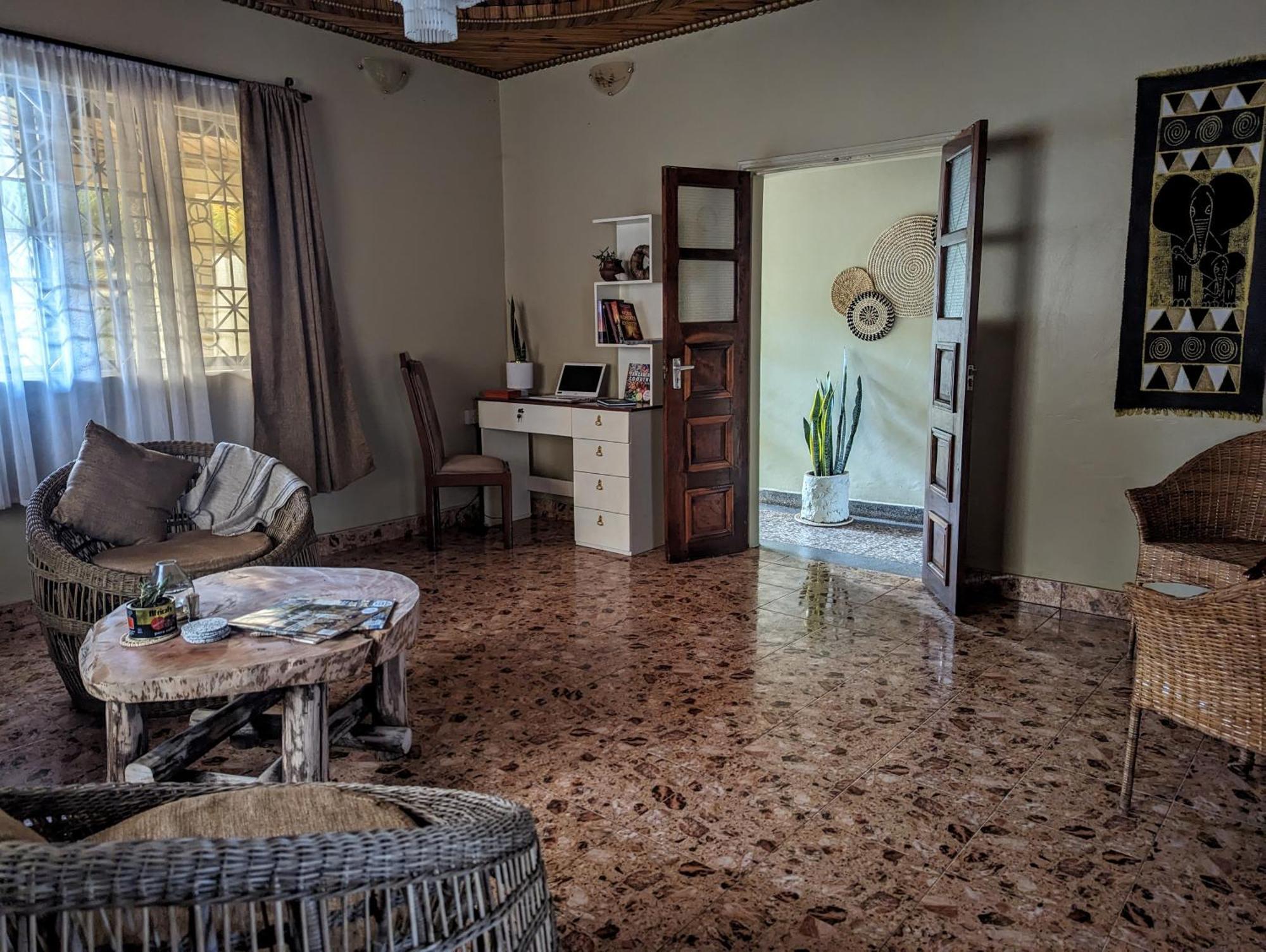 The Lion King Homestay Moshi Ngoại thất bức ảnh