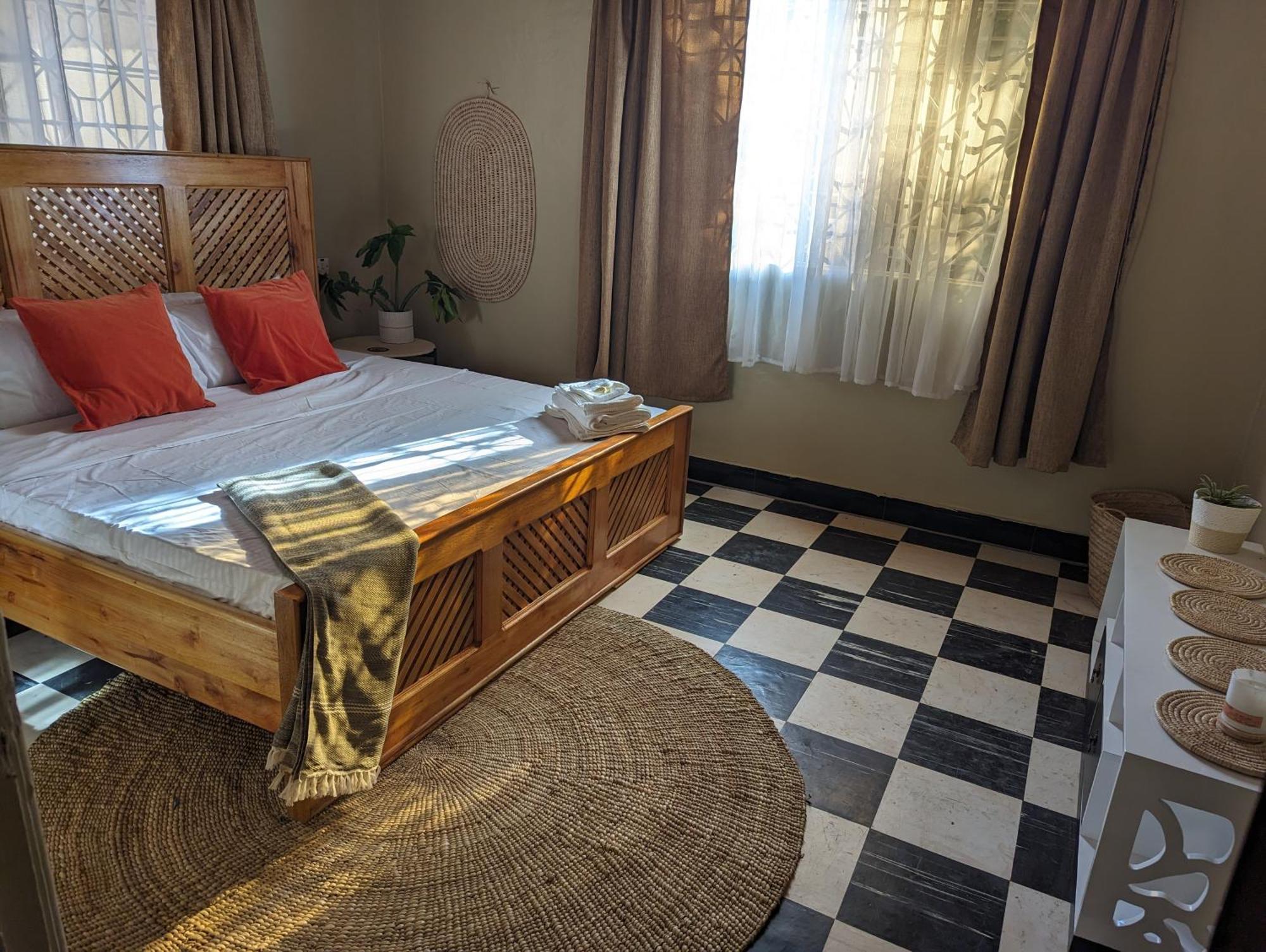 The Lion King Homestay Moshi Ngoại thất bức ảnh